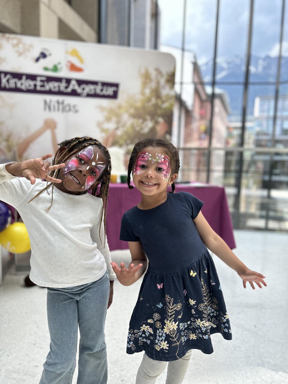 Profi-Kinderschminken - NiMas KinderEventAgentur